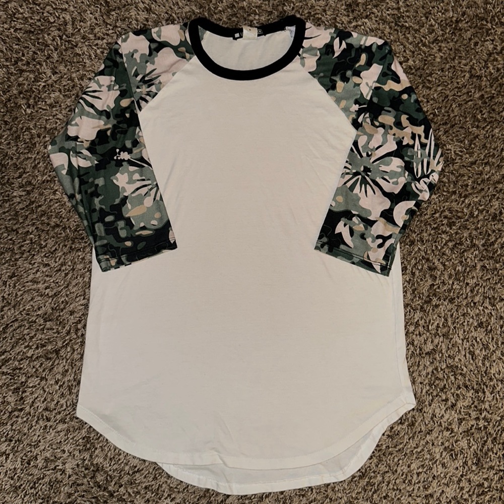 “Urban Crews” White Quarter Sleeve Long Sleeve T-Shirt